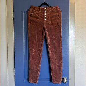 COPY - American Eagle Curvy High-Rise Corduroy Jeggings